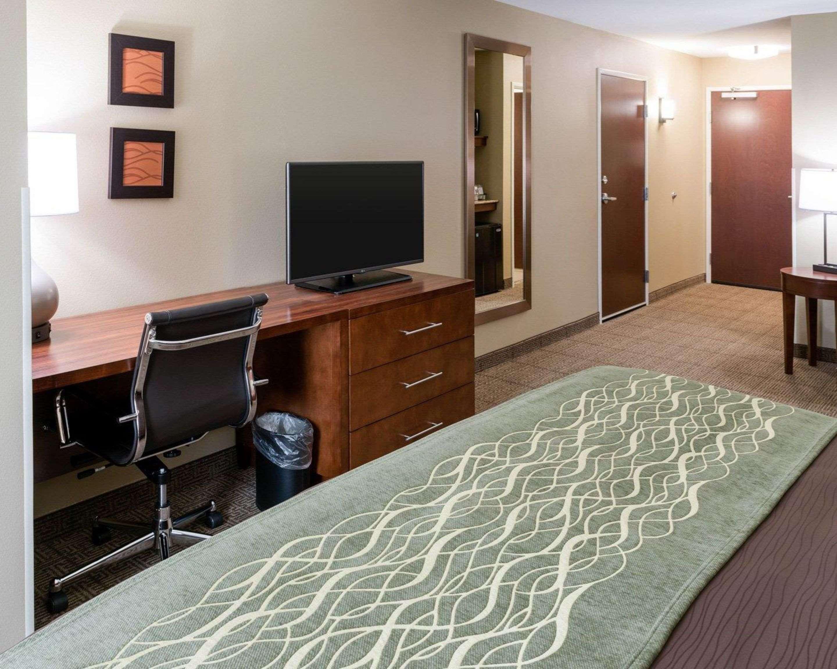 רוצ'סטר Comfort Inn & Suites West - Medical Center מראה חיצוני תמונה