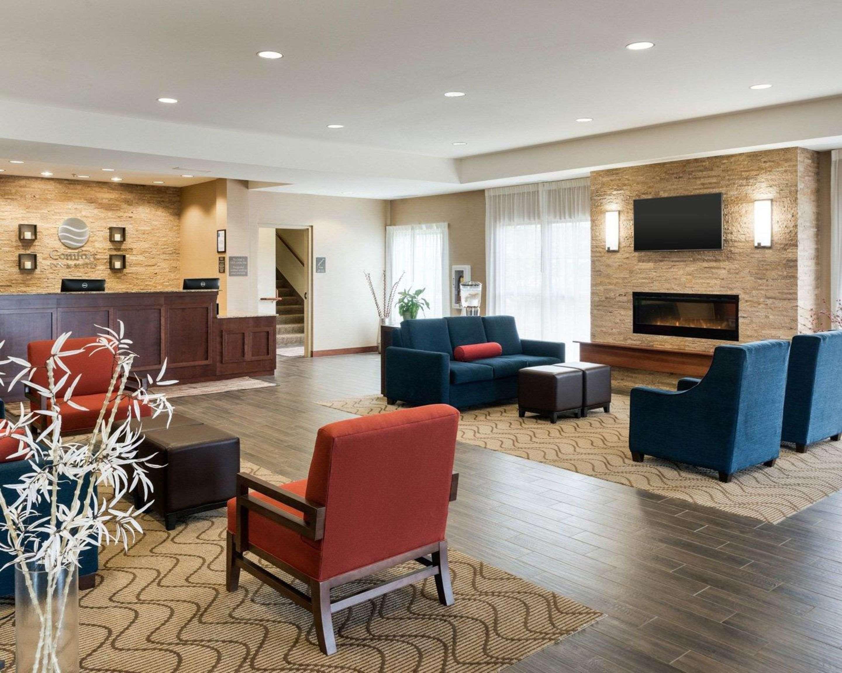 רוצ'סטר Comfort Inn & Suites West - Medical Center מראה חיצוני תמונה