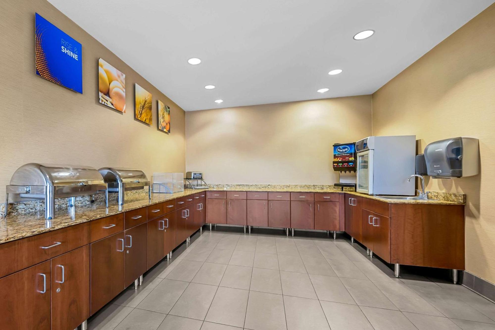רוצ'סטר Comfort Inn & Suites West - Medical Center מראה חיצוני תמונה