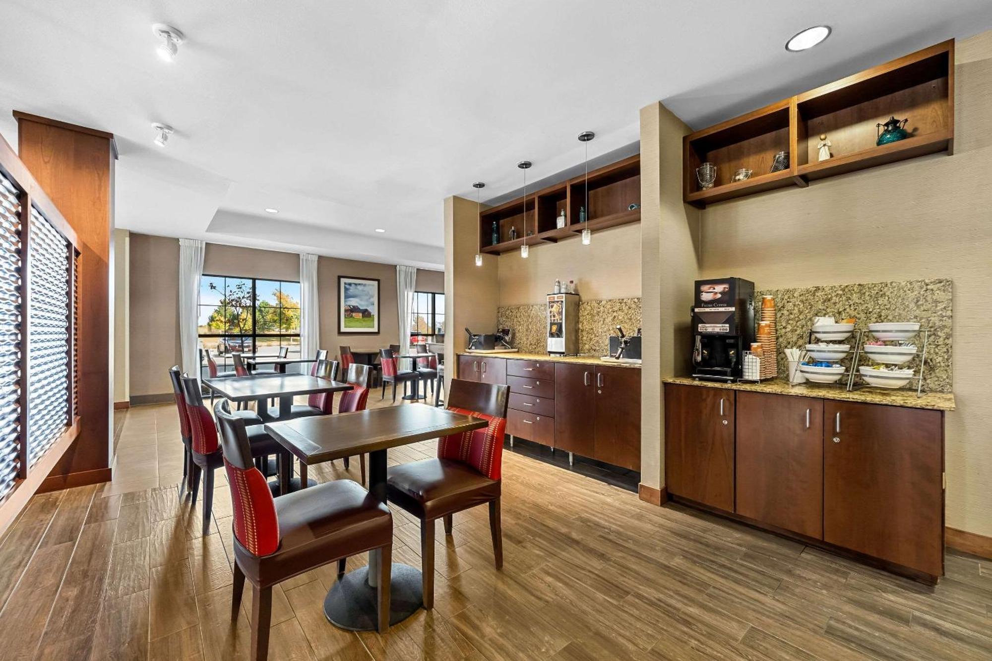 רוצ'סטר Comfort Inn & Suites West - Medical Center מראה חיצוני תמונה