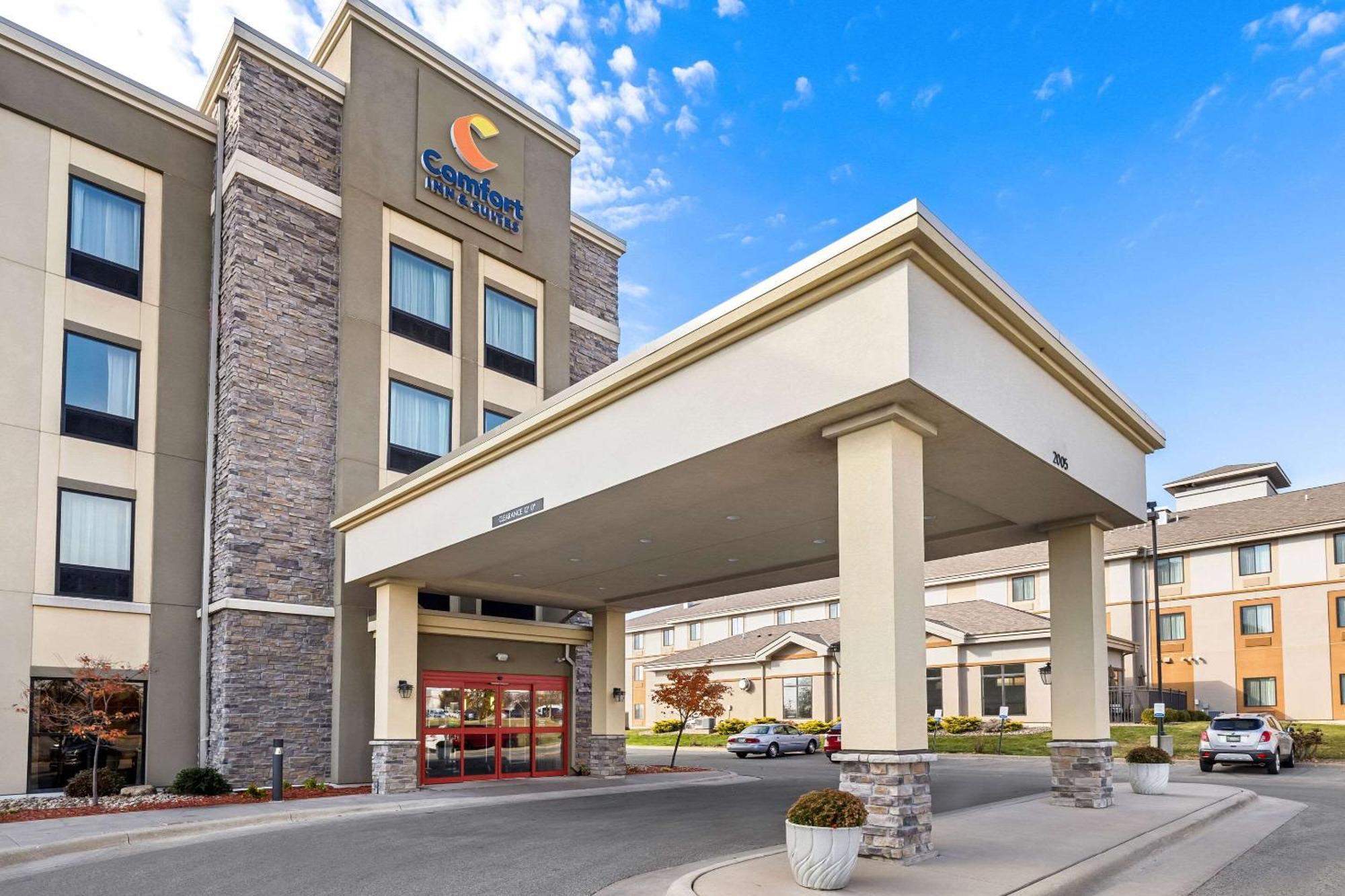 רוצ'סטר Comfort Inn & Suites West - Medical Center מראה חיצוני תמונה