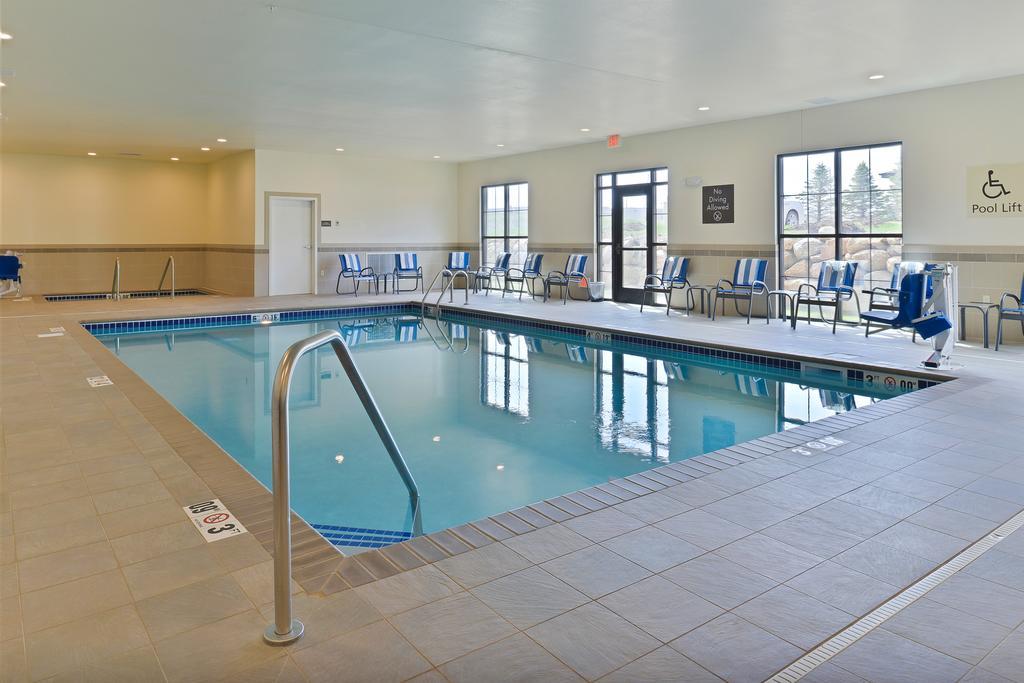 רוצ'סטר Comfort Inn & Suites West - Medical Center מראה חיצוני תמונה